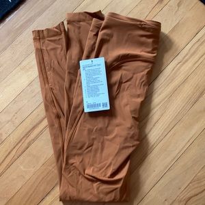 NEW WITH TAGS Swift Speed HR Tight 28” Legging